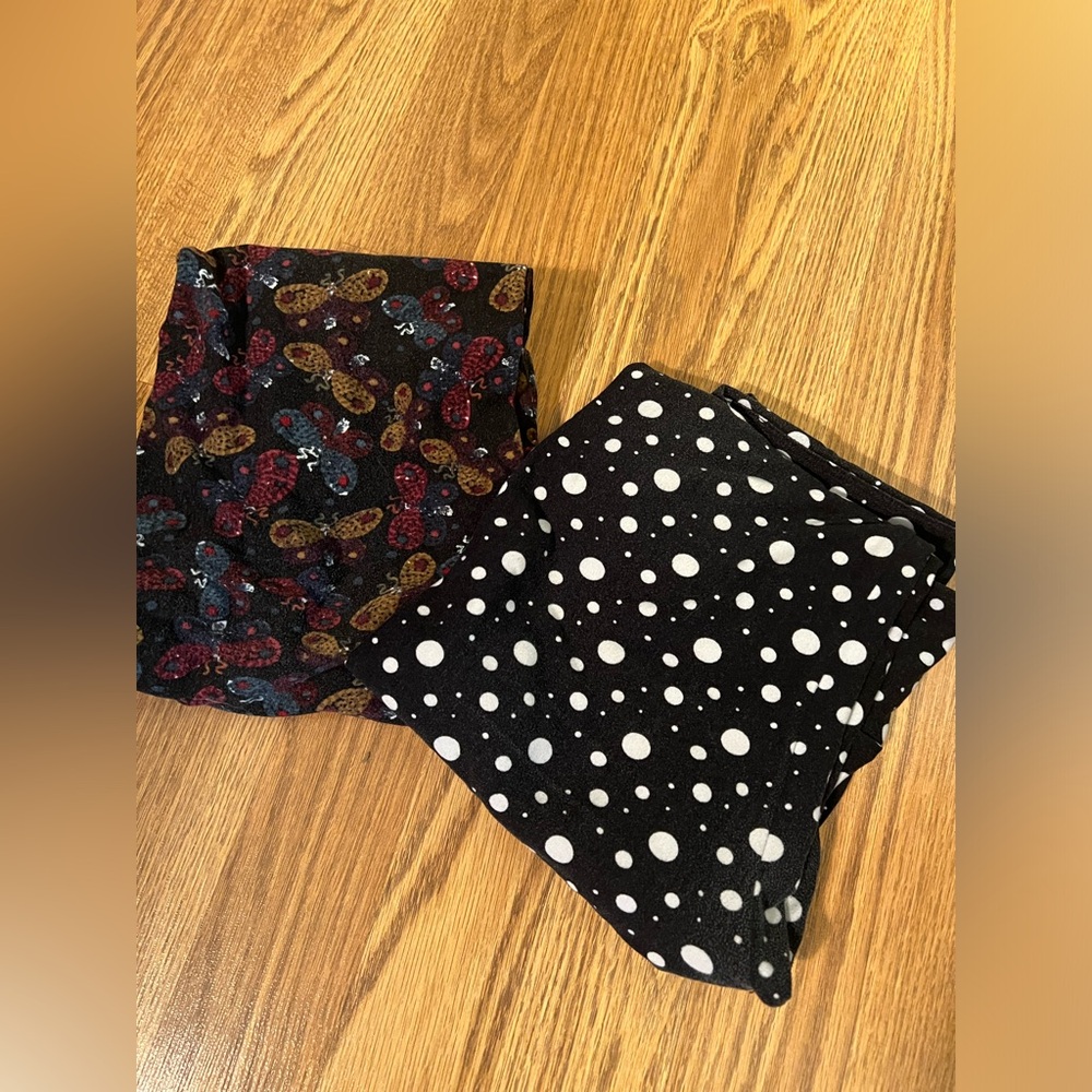 (2) pair LulaRoe leggings OS